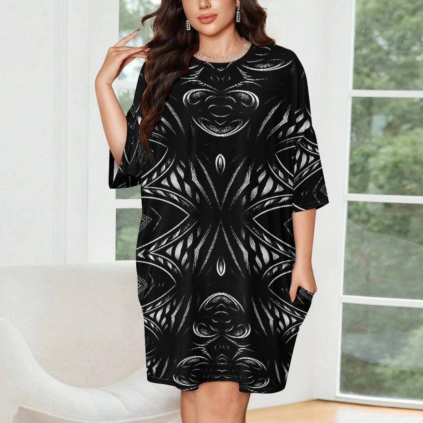 Women's Black & Silver Symmetry Pattern All-Over Print Oversized T- Shirt Loungewear