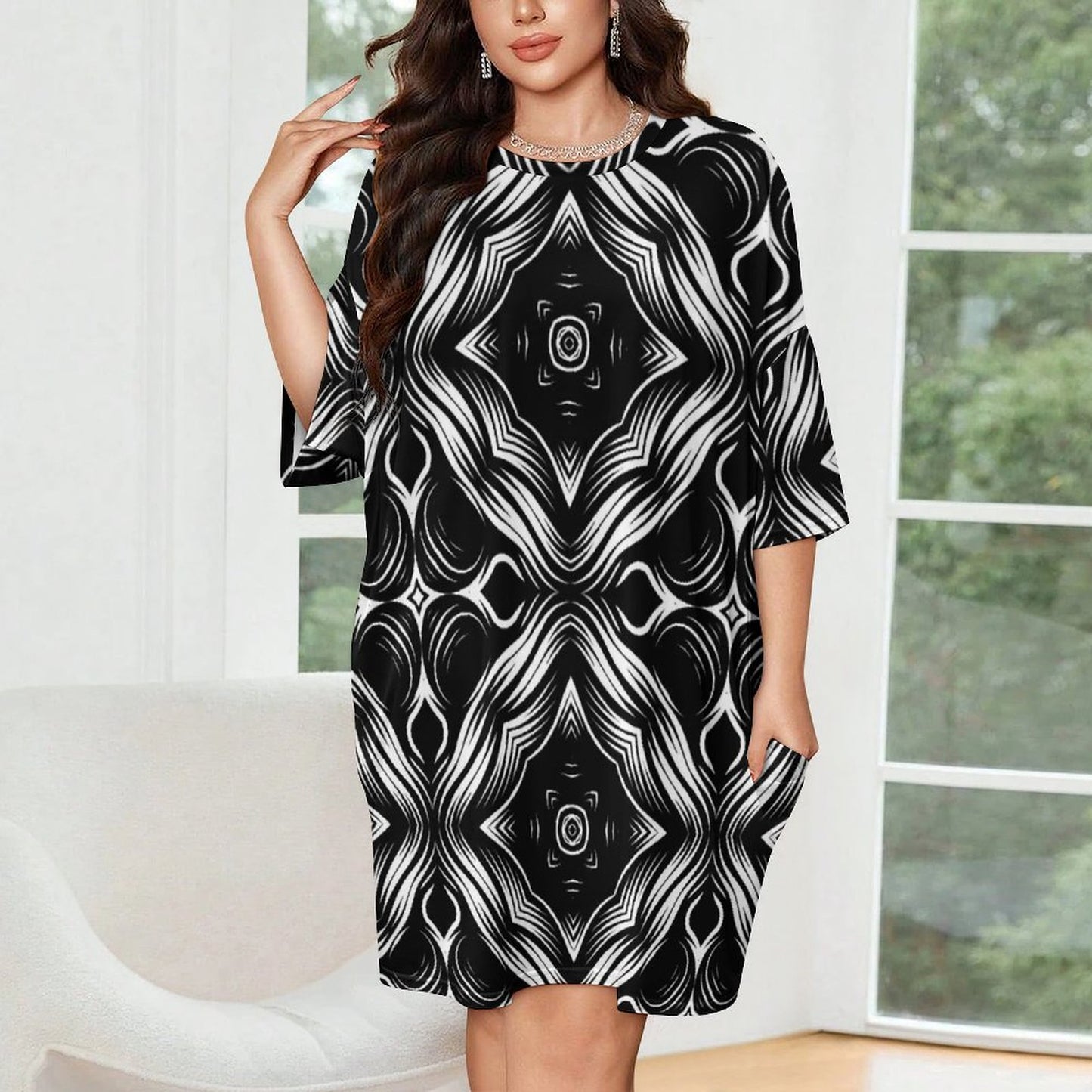 Women's Black & White Geometric Pattern All-Over Print Shirt  Oversized T- Shirt Loungewear