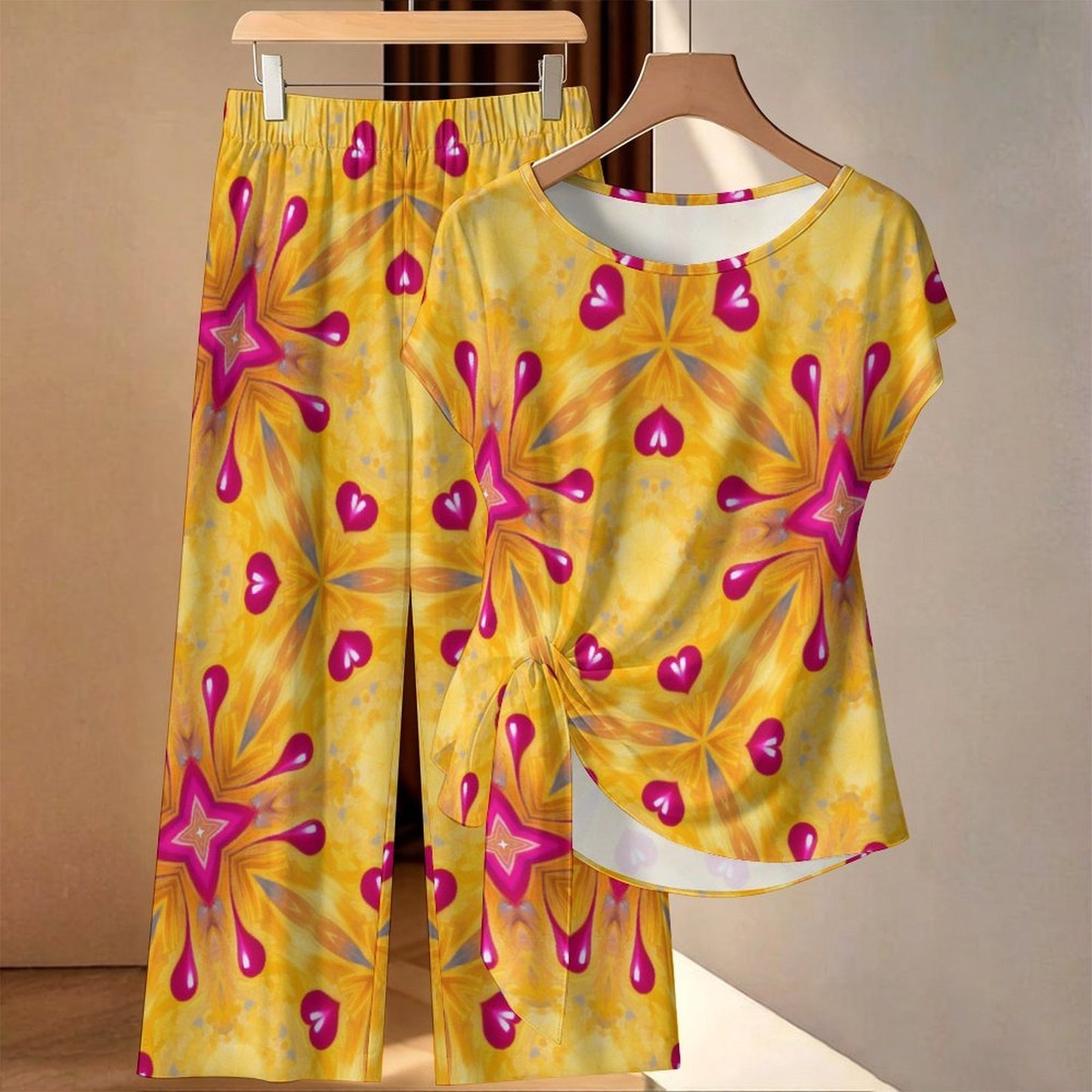 Women's Heart Kaleidoscope Pattern All Over Print Side-Tie Short Sleeve Top & Wide-Leg Pants Set